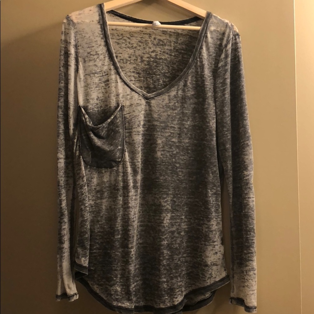 Z-supply long sleeve top